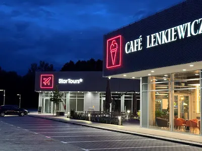 StarTours I Luksus, Styl, Podróż